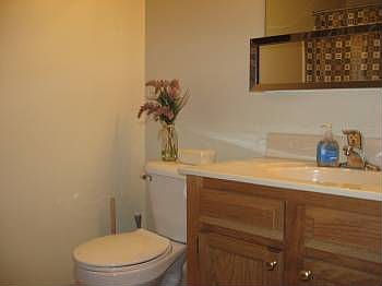 4th image of 10365 Glenway #201