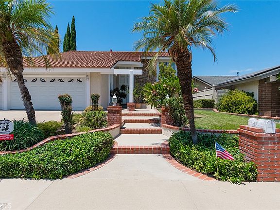 3rd image of 559 Great Bend Dr