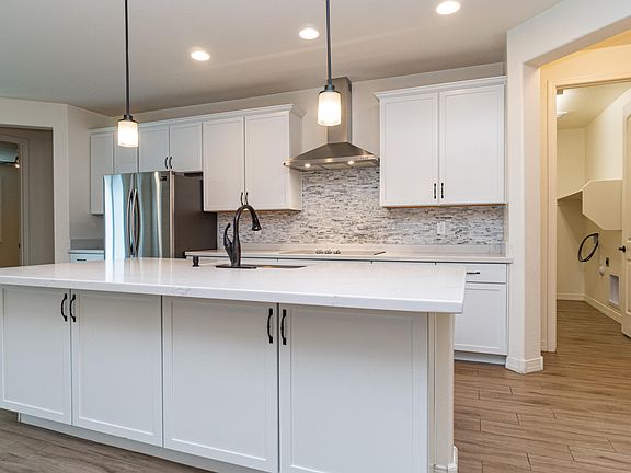 3rd image of 18367 W Tina Ln