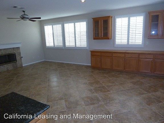 4th image of 17609 Wren Dr