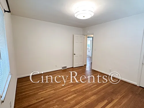 837 Van Dyke Ave #1 — Photo 16