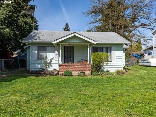 2300 E 26th St, Vancouver, WA 98661