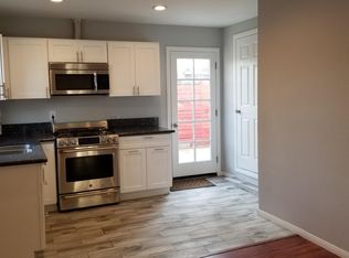 825 Brooks Ave, Pasadena, CA 91103