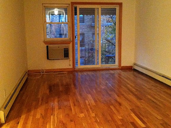 2nd image of 2516 38th St #3