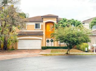 15809 SW 65th Ter, Miami, FL 33193