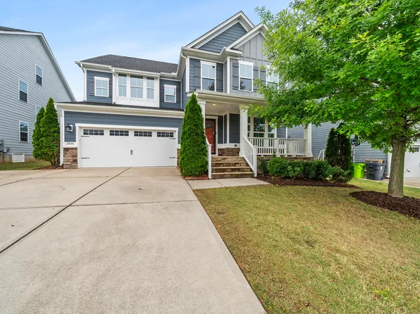 2836 Landon Ridge Dr, New Hill, NC 27562