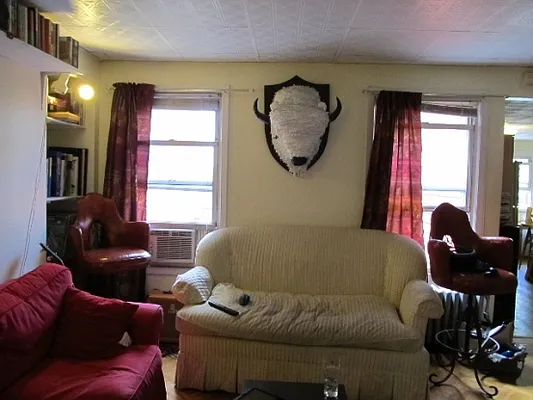 Rented by FlatFinders Realty | media 14