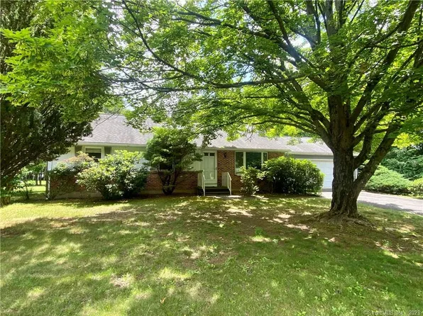 819 Moss Lane, Cheshire, CT 06410