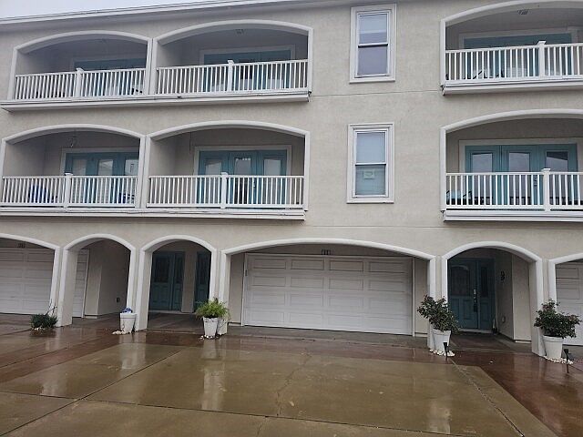 1st image of 14422 Verdemar Dr #302