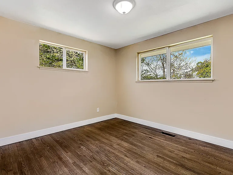 6204 S 118th Pl — Photo 25