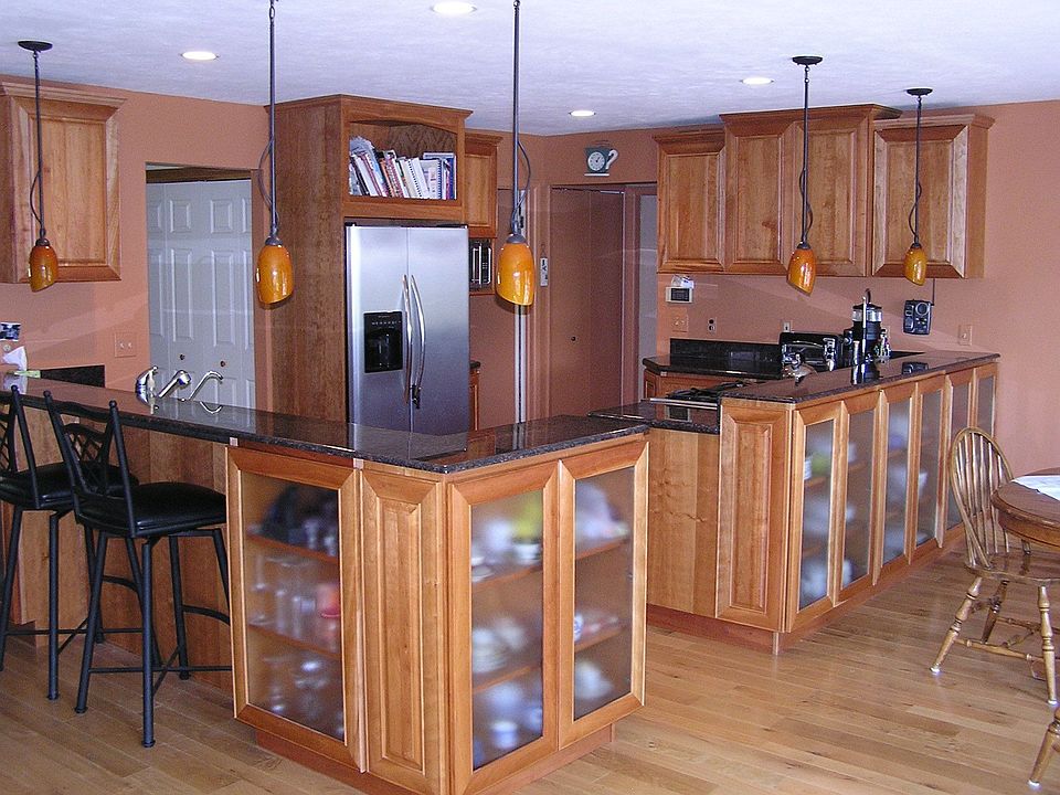 2nd image of 11445 Trinkle Rd