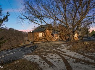 906 S Pickens Bridge Rd, Gray, TN 37615