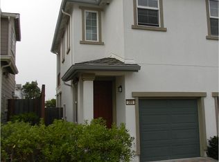305 Sycamore St, Pacifica, CA 94044