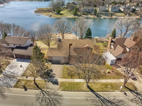 15795 Garden View Dr, Apple Valley, MN 55124