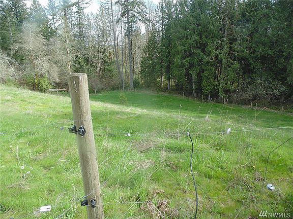 4th image of 12715 Silver Creek Dr SE