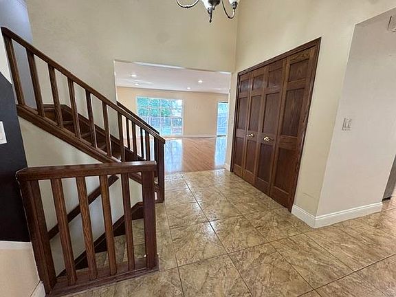 5th image of 36730 Engleside Dr
