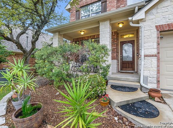 2nd image of 2815 Silverton Ct