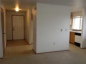 4th image of 101 S Oak Harbor St APT A101