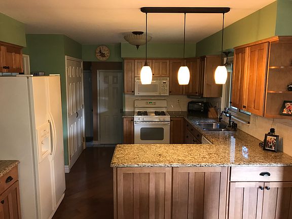 4th image of 3411 Luanne Dr