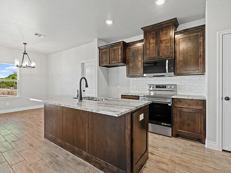 3400 Hilltop Rd — Photo 15