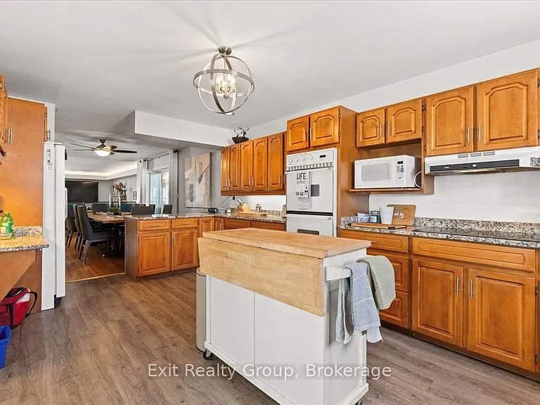 22 Willow Point Rd — Photo 11