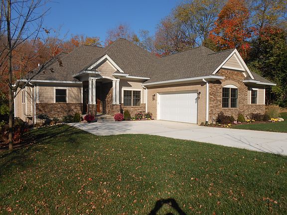 463 Claxton Glen