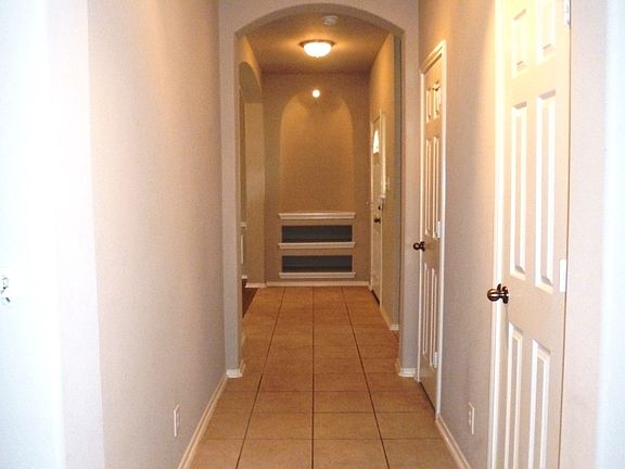 3rd image of 239 Willow Grove Dr