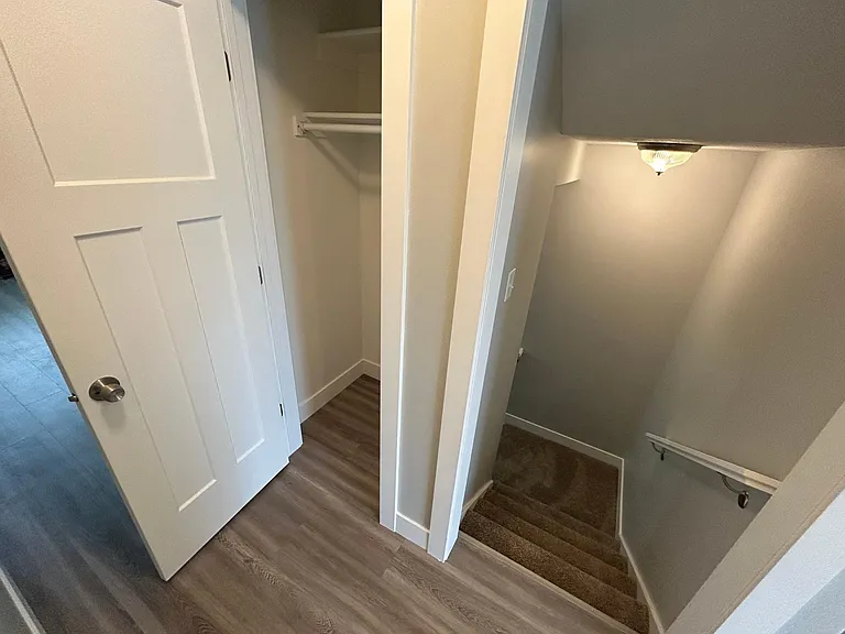 722 N 400 W #4 — Photo 21