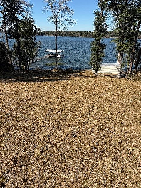 2nd image of 175 Sunset Point Rd
