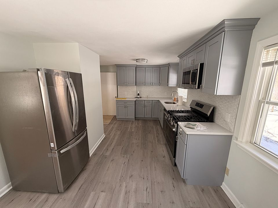 Fully renovated kitchen with all new stainless steel appliances