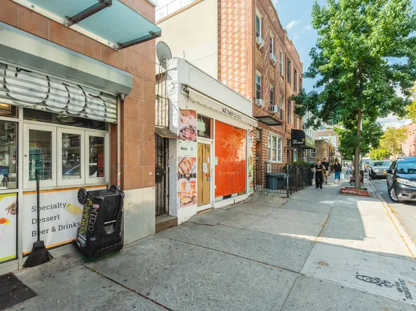 146 North Seventh Street image 23 of 36