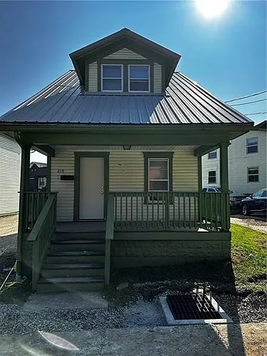 219 S 10th St Photo 1 219 S 10th St Photo 1
