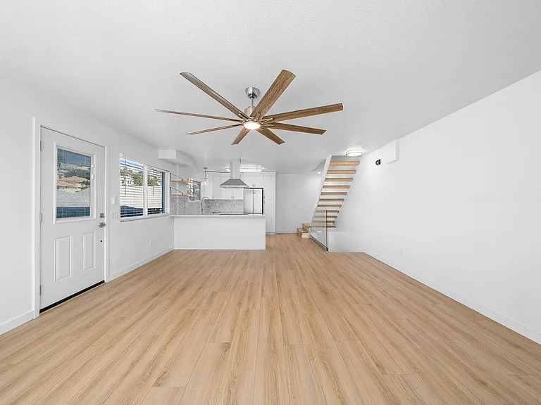 1101 Colusa St #1 — Photo 20