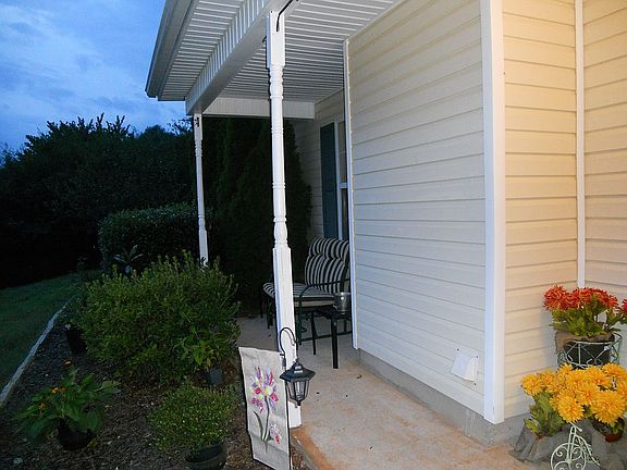 2nd image of 295 Georgia Belle Dr