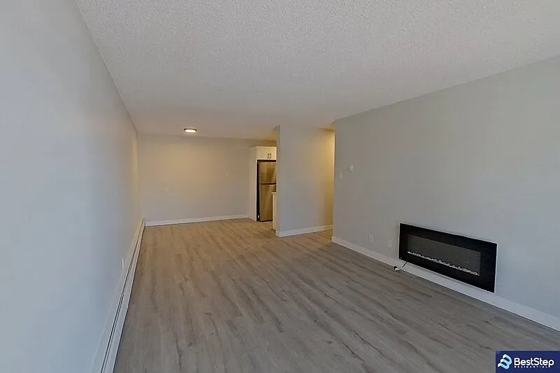 1 bed, 1.0 bath, $1,295 — Photo 4