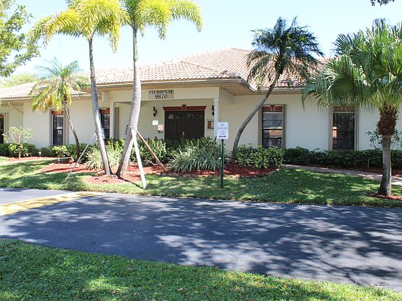 5th image of 9810 Pineapple Tree Dr APT 210