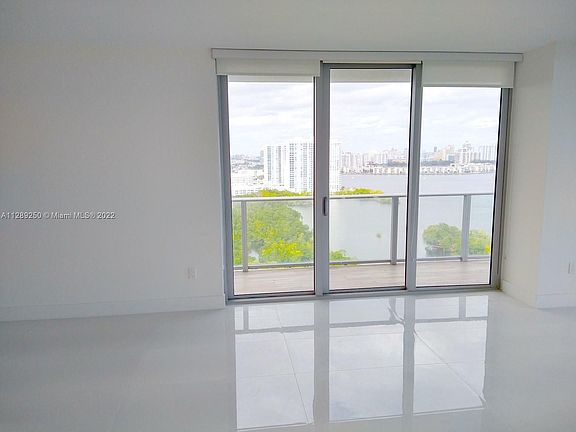 5th image of 16385 Biscayne Blvd Unit 2115