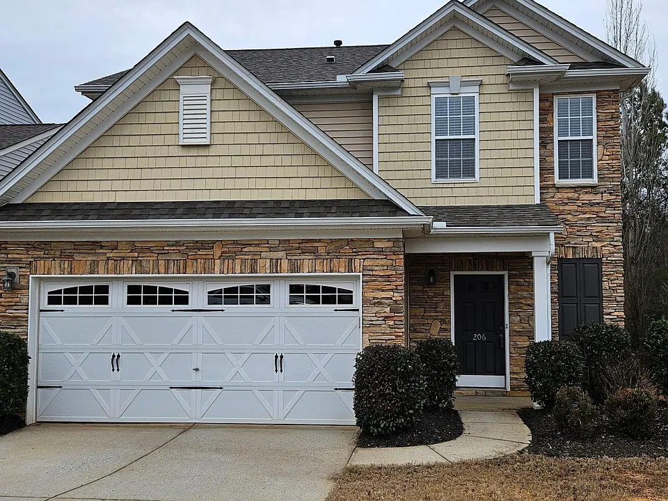 206 Knoll Ridge Dr