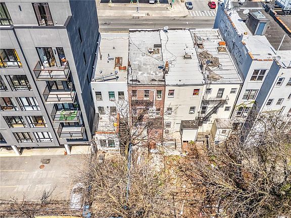 5th image of 2294 Atlantic Ave