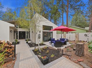 20344 Donkey Sled Rd, Bend, OR 97702