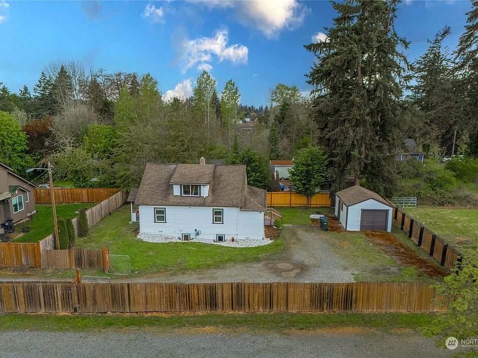 1st image of 415 138th Street E
