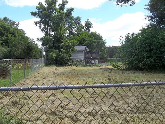 2nd image of 14 Office St