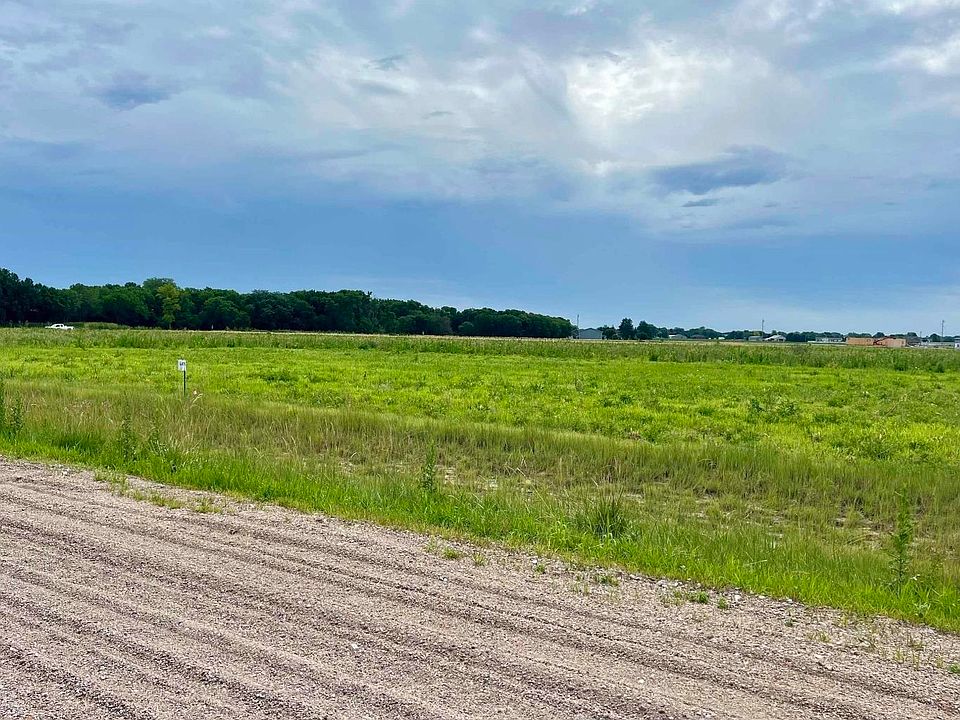 2nd image of 20th Ave