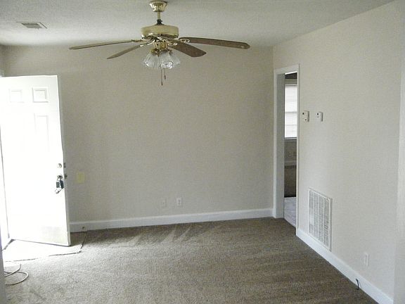 2nd image of 414 Anita Dr