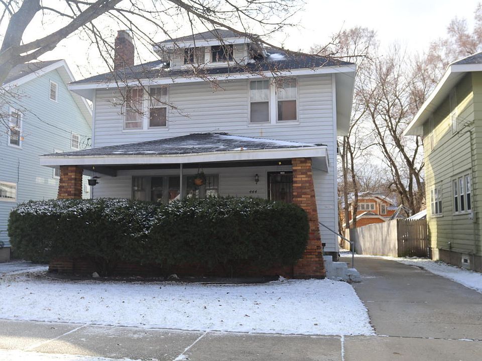 1st image of 444 Elliott St SE