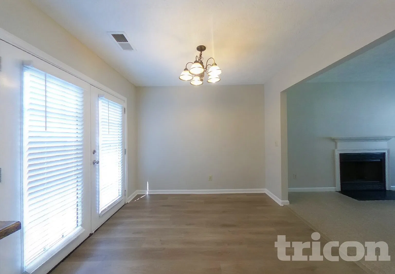 575 Woodcrest Manor Drive Stone Mountain GA — Photo 3