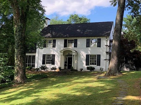 2nd image of 272 Cherry Ln