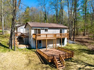 18851 Lakewood Cir, Lake Ann, MI 49650