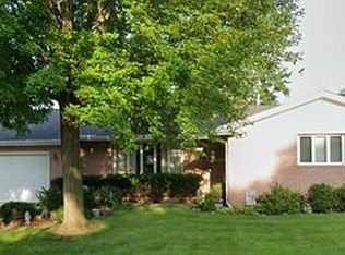 3823 N Saymore Ln, Peoria, IL 61615