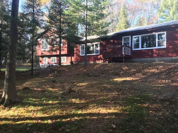 6011 N Boat Landing Rd, Land O Lakes, WI 54540